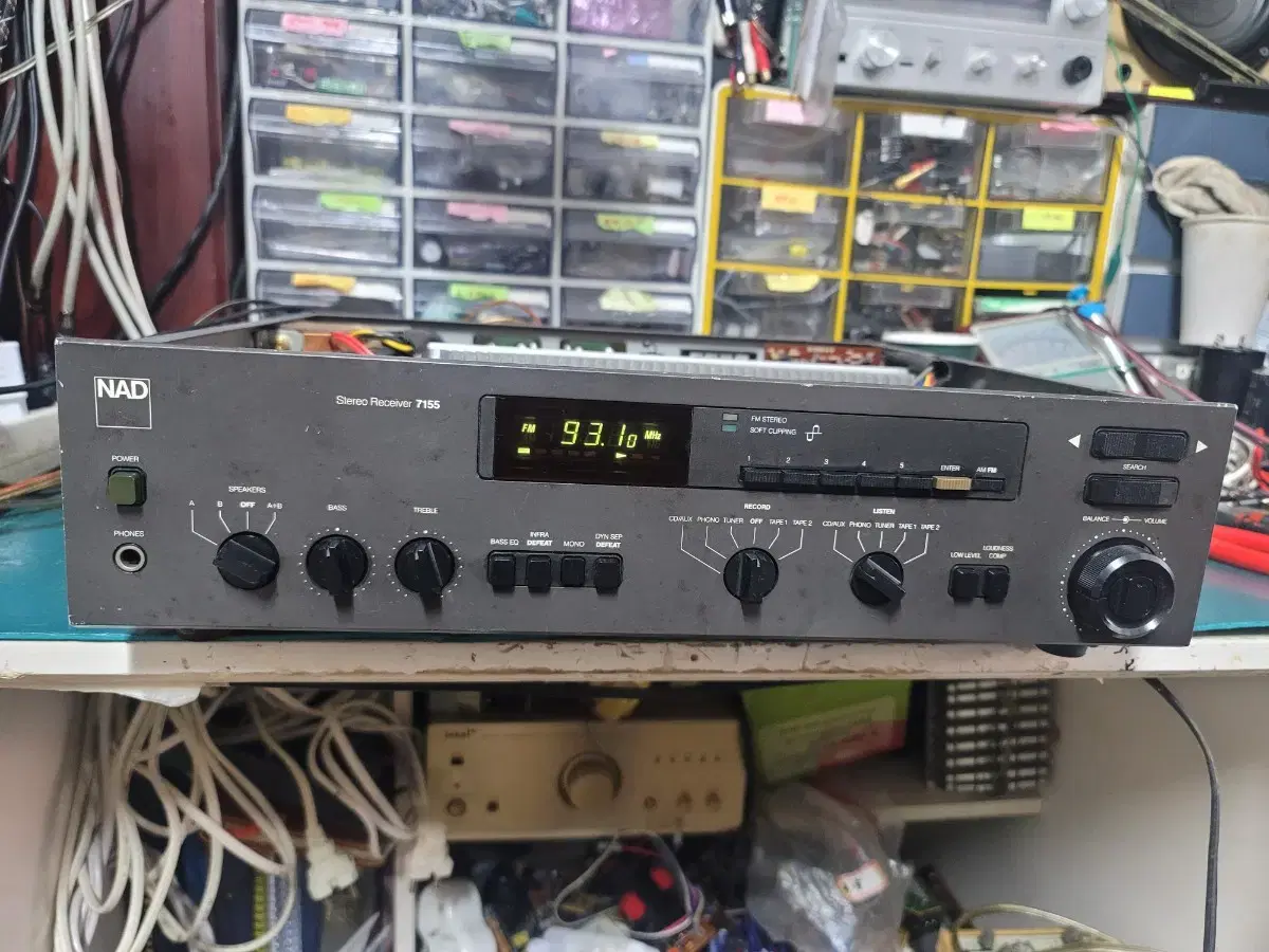 NAD 7155 앰프